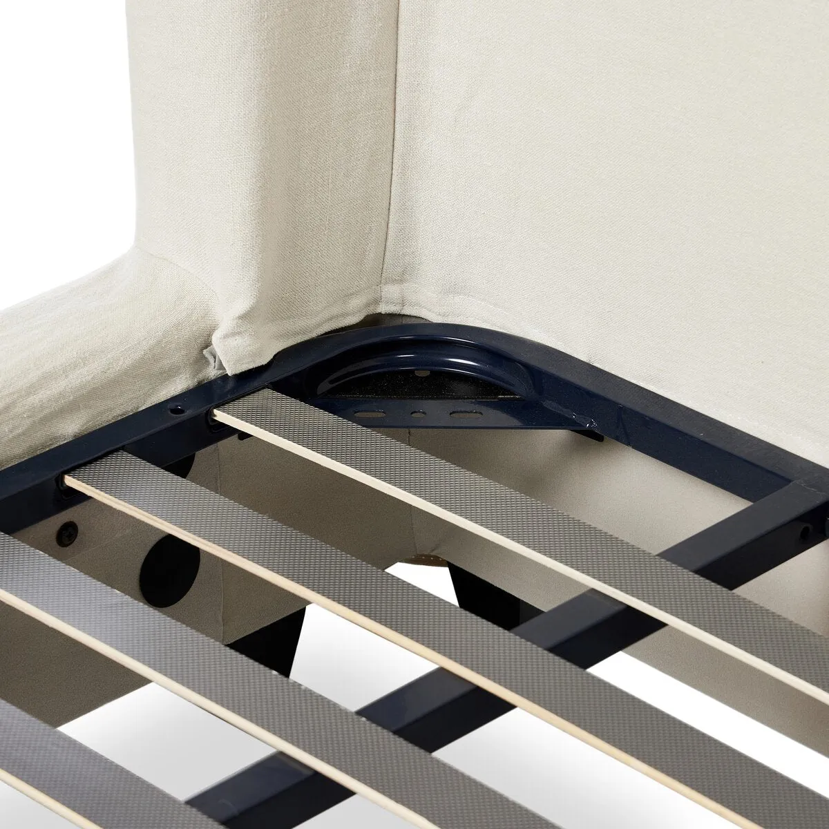 Mariole Slipcover Bed